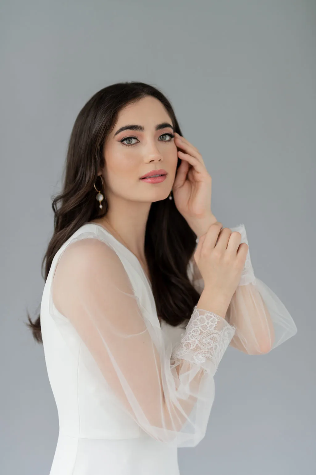 CLARA Off the Rack Wedding Dress