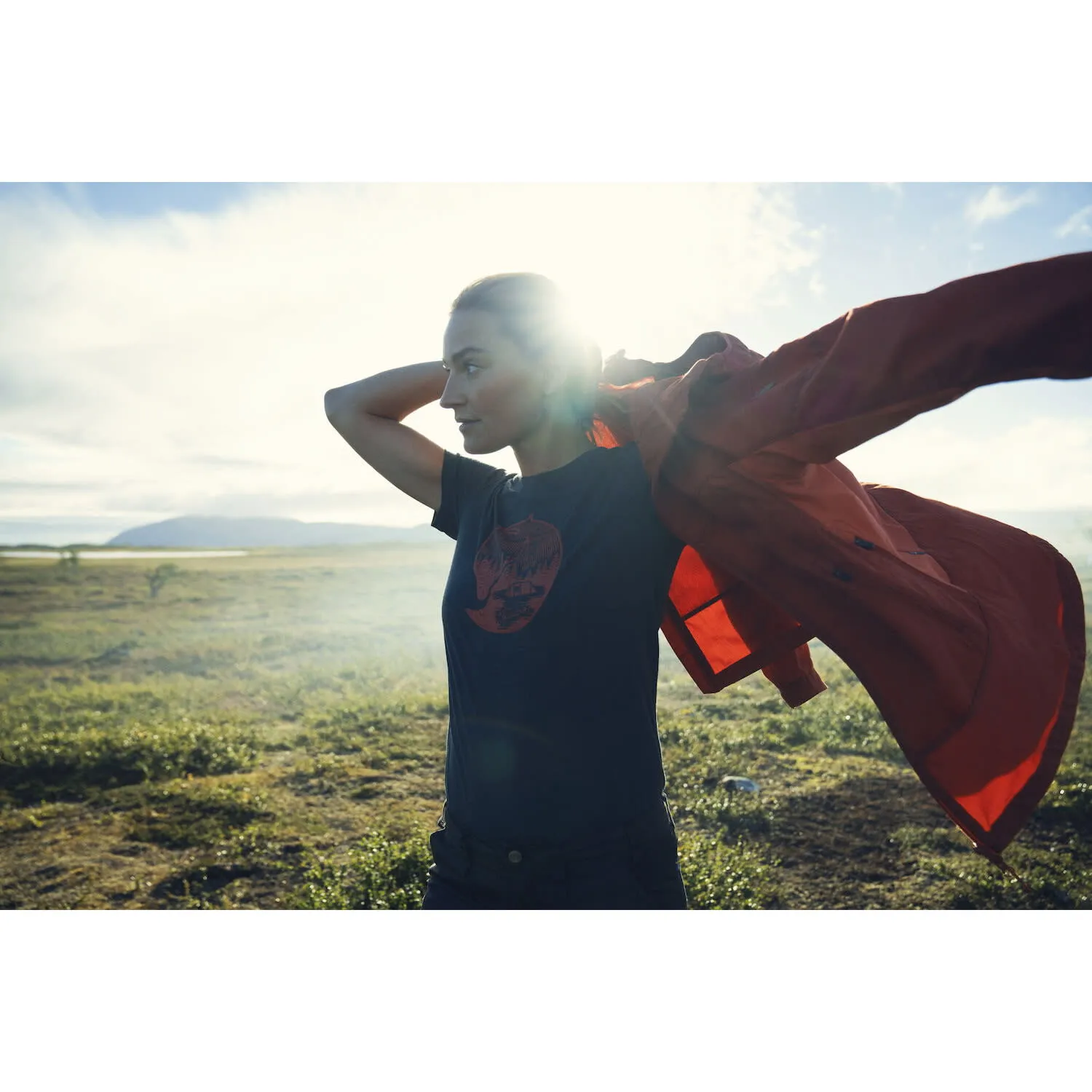 Fjällräven Women&#x27;s Abisko Wool Fox Short Sleeve Pomegranate Red/Dark Navy | Buy Fjällräven Women&#x27;s Abisko Wool Fox Short Sleeve Pomegranate Red/Dark Navy here | Outnorth