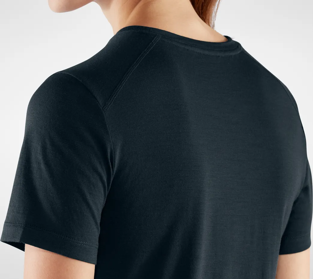 Fjällräven Women&#x27;s Abisko Wool Short Sleeve Basalt | Buy Fjällräven Women&#x27;s Abisko Wool Short Sleeve Basalt here | Outnorth