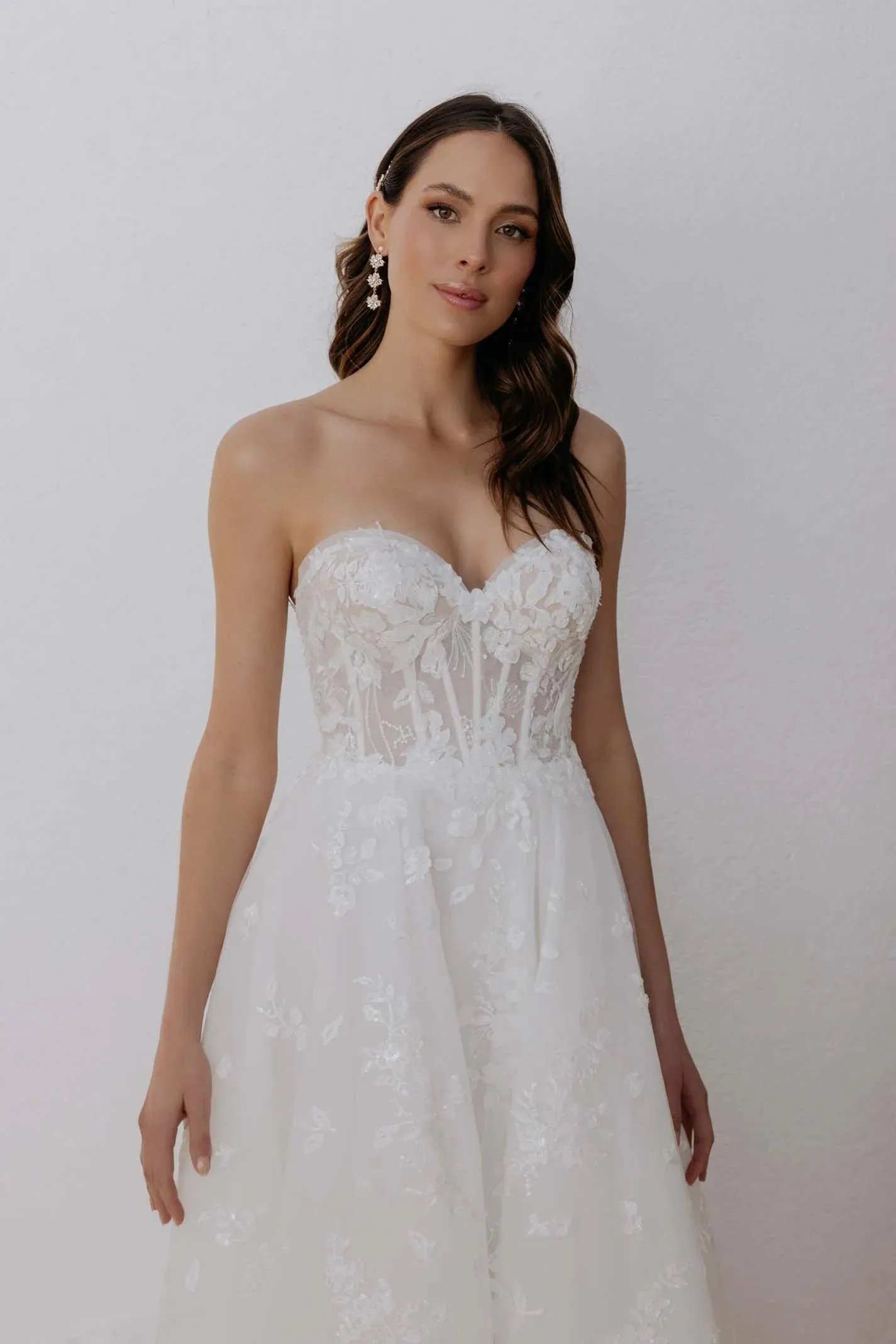 NIKKI | Jessica Couture