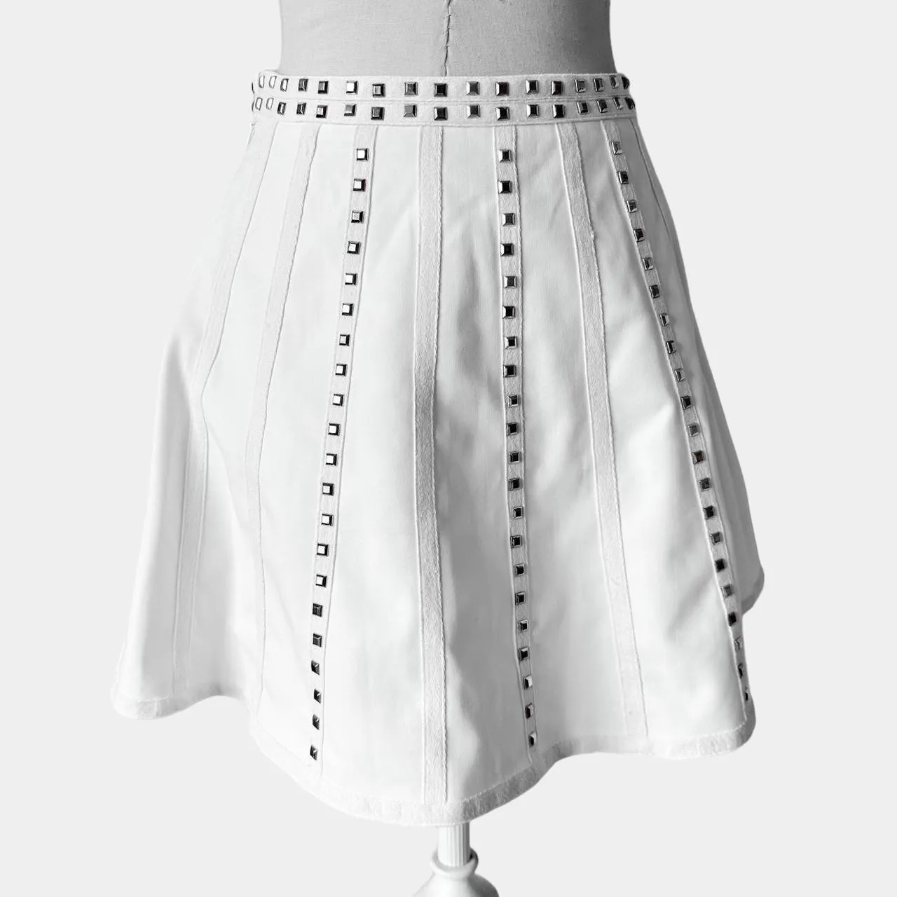 White Studded High Waited Flared Skater Mini Skirt Size S